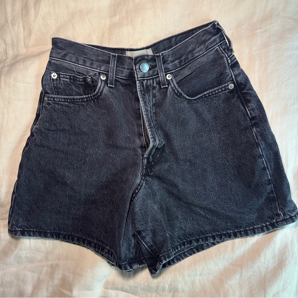 Everlane A line shorts